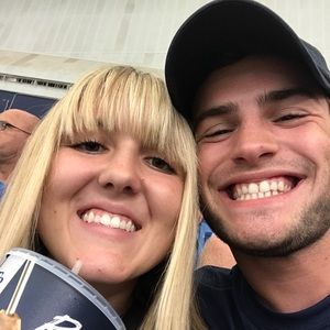 Meet your Posher, Corey